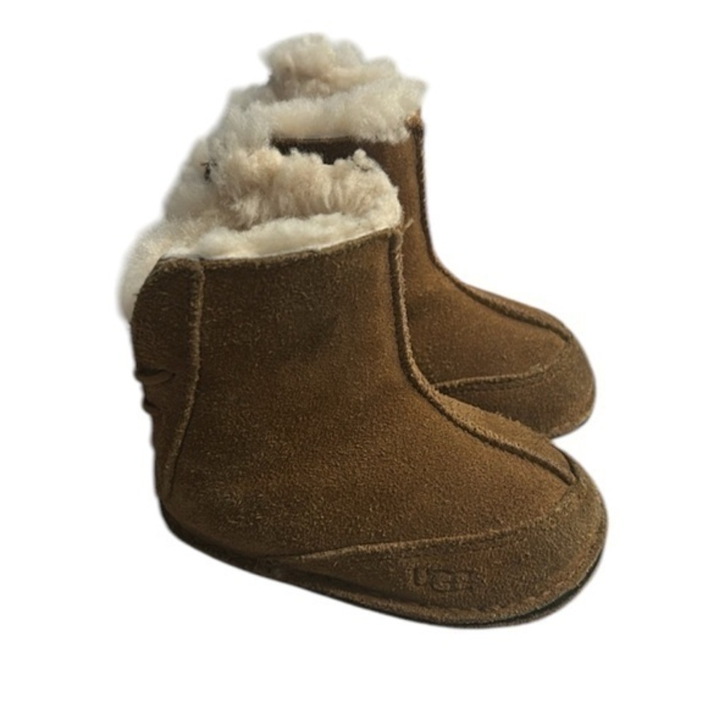 UGG BOO infant baby toddler Brown Shearling Baby Boots size medium